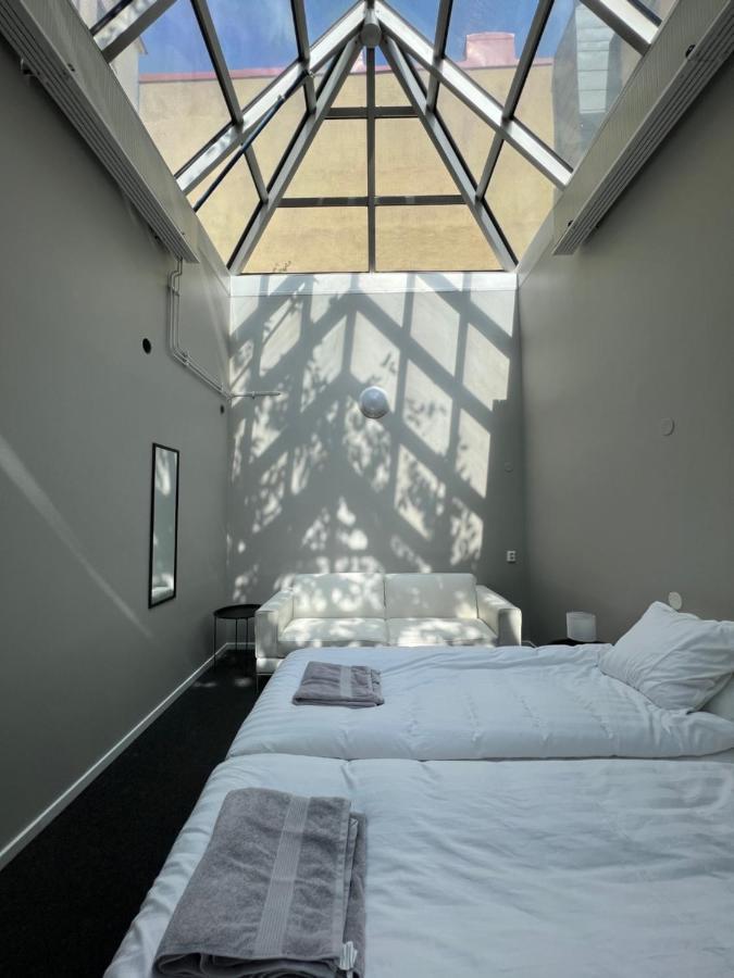 Grad Hotel And Hostel Стокгольм Экстерьер фото